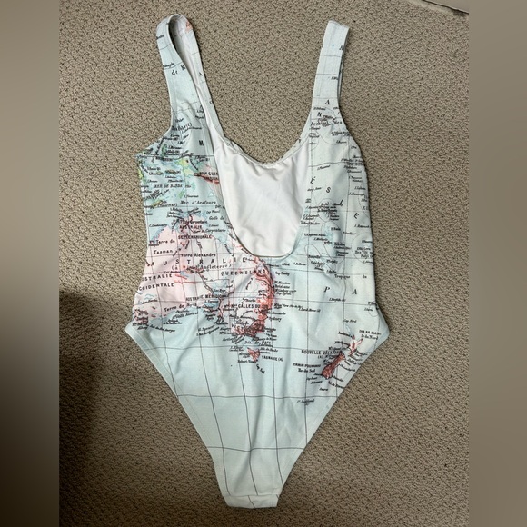 2/$30⚡️- SWIM | Women’s Paradise Lost swimsuit size S/M - Picture 5 of 7